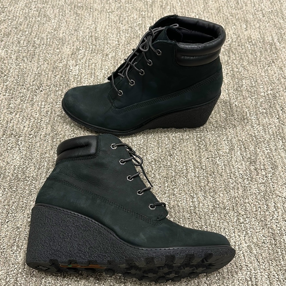 Forest Green Timberland Wedged Boots!